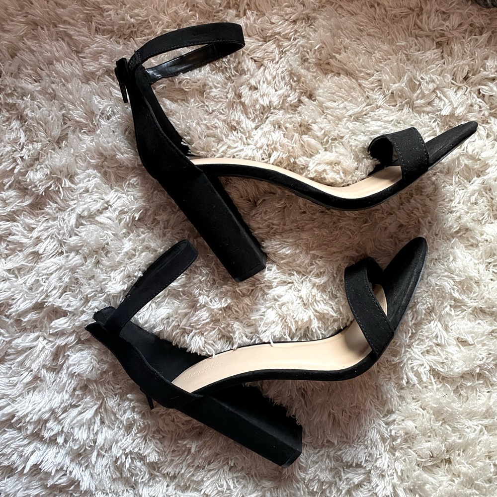 Charlottte Russe black heels. Size 9